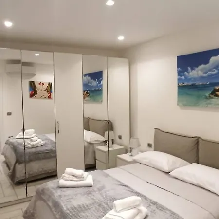 Oltre Me Apartment Bari Exterior photo